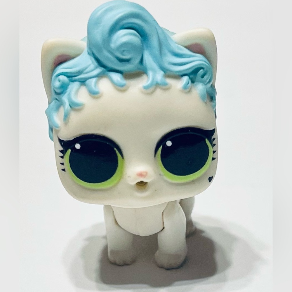 Lol Surprise Pets Royal Highney Kitty Baby